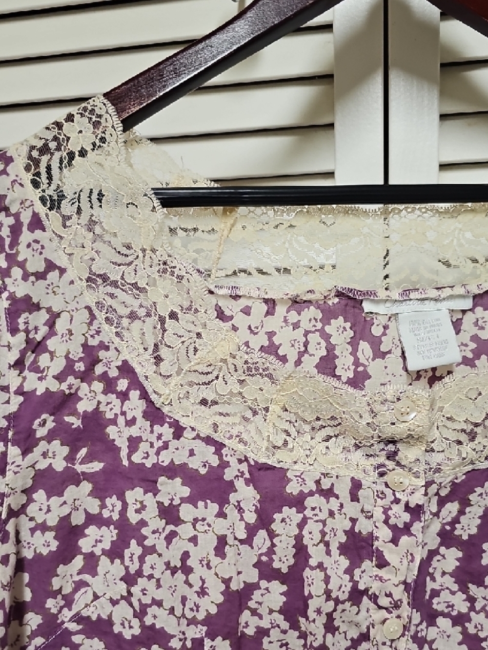 EUC Vintage Charlotte Russe Purple Floral Lace-Trim Button Front 100% Cotton - Picture 7 of 13